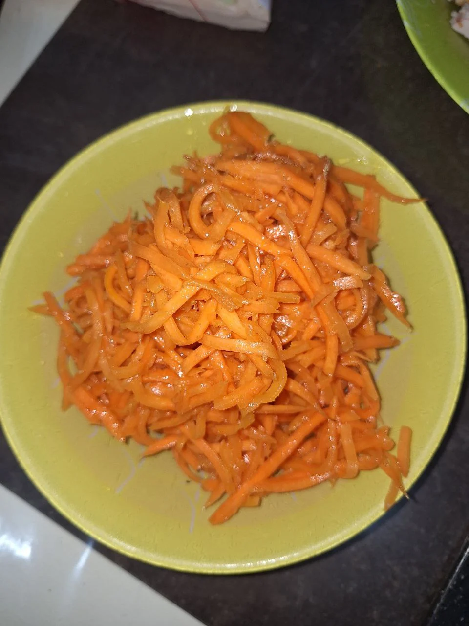 Салат с копчёной курицей и морковью по-корейски